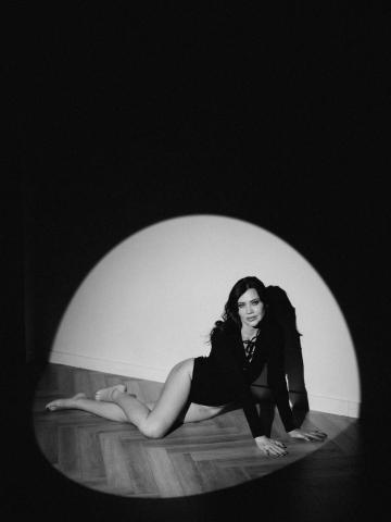 Регина Реал Молодая Брюнетка фото 7